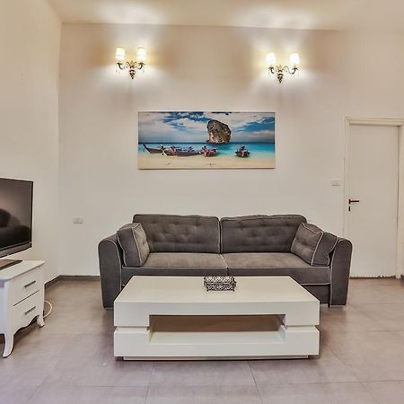 Chic Apartments By The Beach Tel Aviv Habitación foto